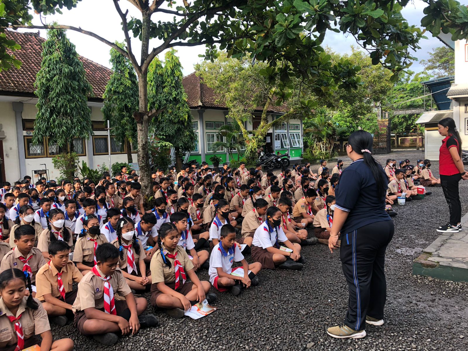 Kegiatan Bimbingan Konseling dengan Praktik Relaksasi PSE (Pendidikan Sosial Emosional)